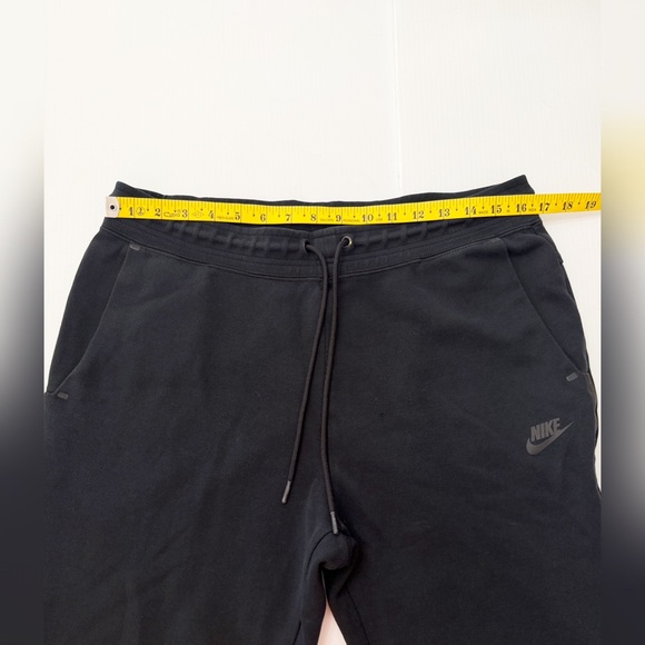 Nike Tech Fleece Black Jogger Pants 683800-010 Women’s Size Large Sweatpants - Picture 12 of 13